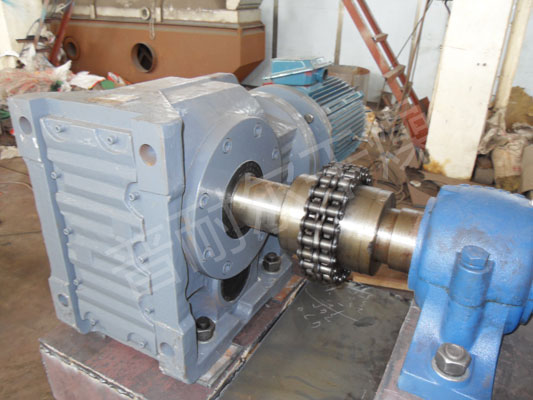 WLDH系列臥式螺帶混合機(jī)