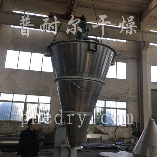 雙螺旋混合機調(diào)試現(xiàn)場